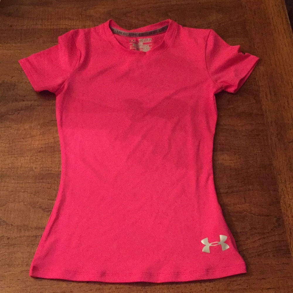 Under armour workout shirt (xsmall) nwot